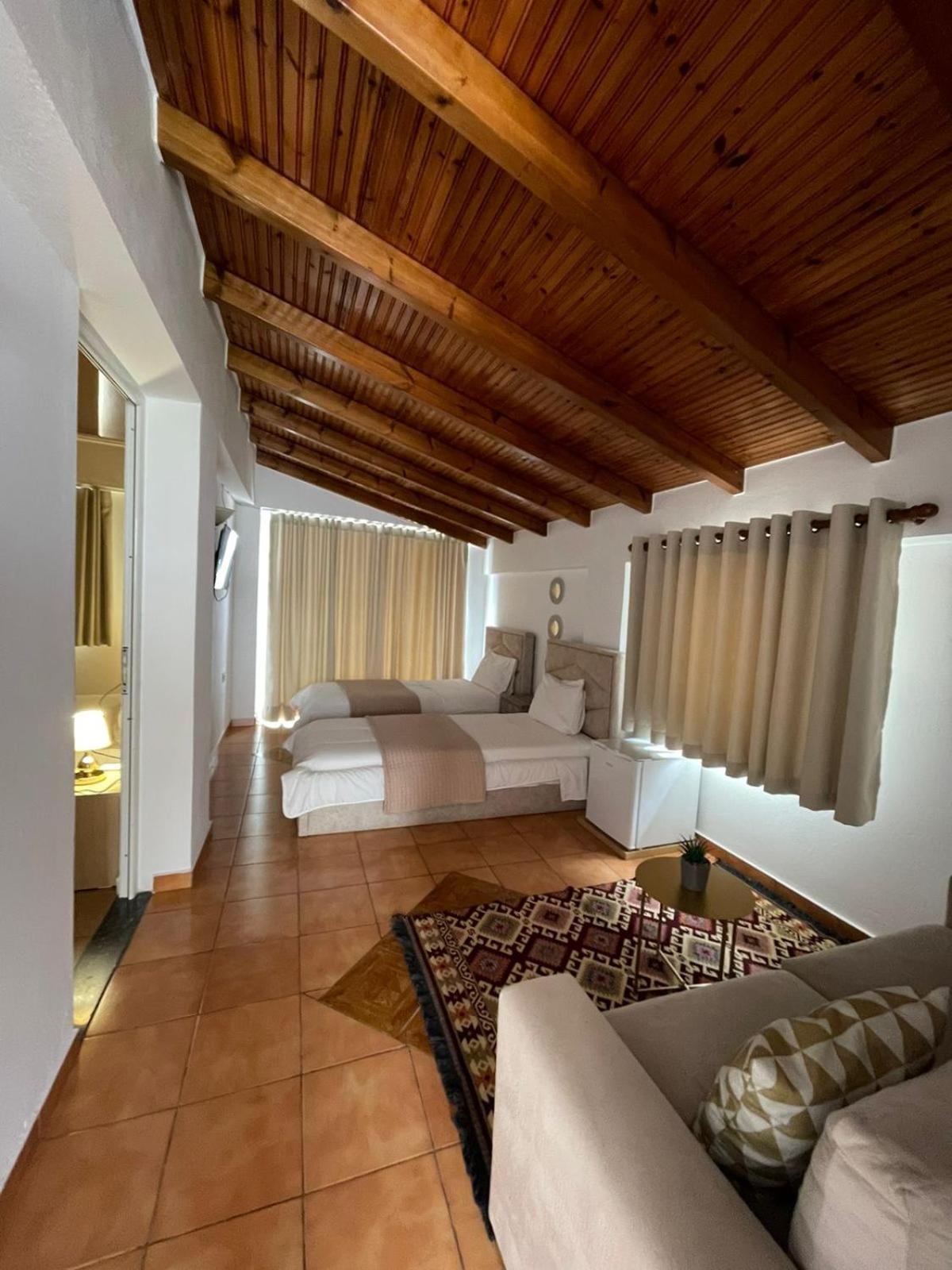 Hotel Kolagji Himarë Dış mekan fotoğraf