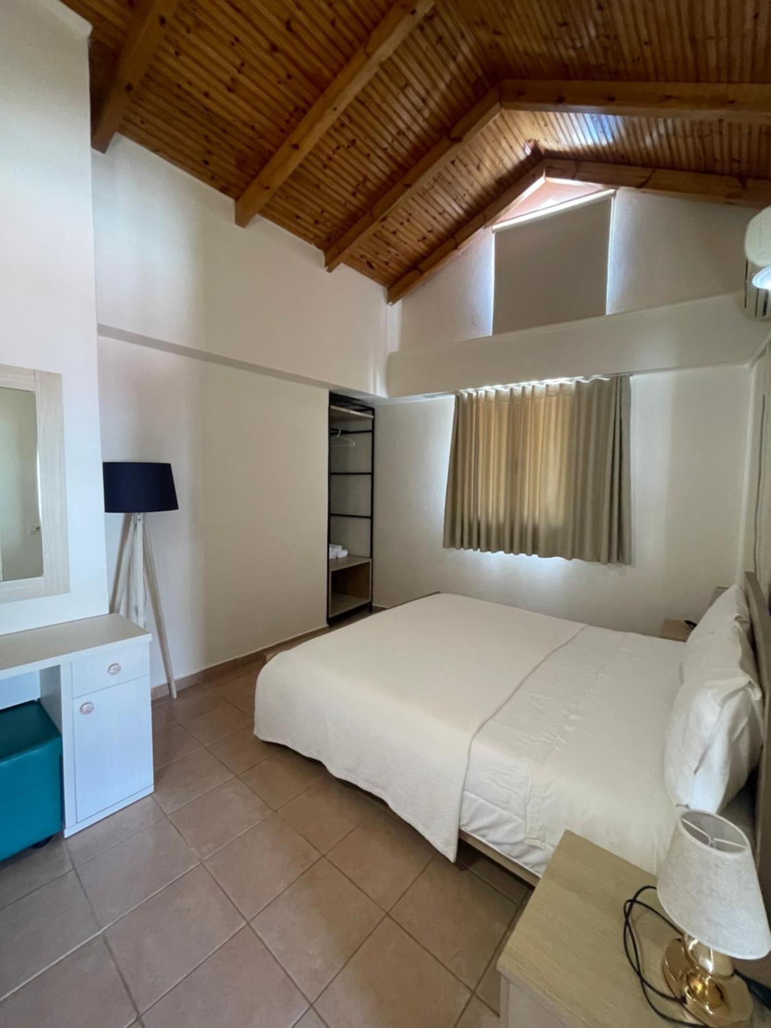 Hotel Kolagji Himarë Dış mekan fotoğraf