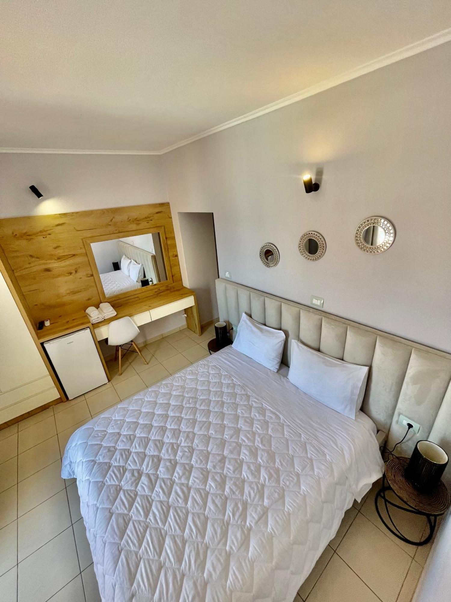 Hotel Kolagji Himarë Dış mekan fotoğraf