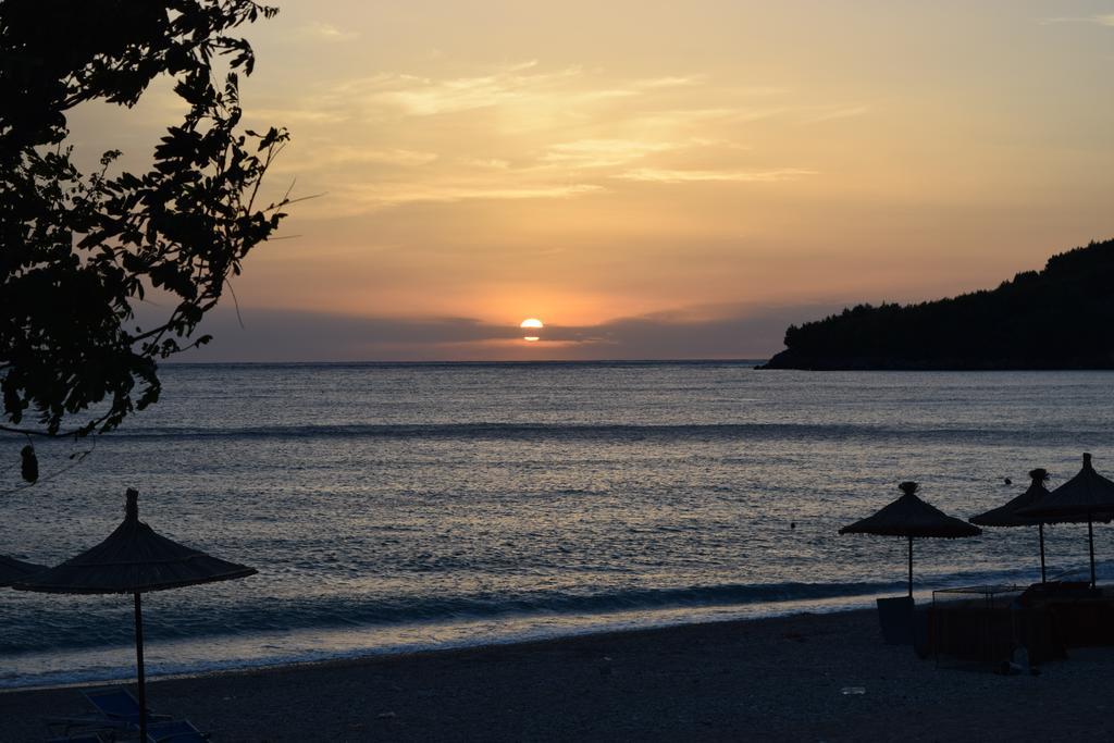 Hotel Kolagji Himarë Dış mekan fotoğraf
